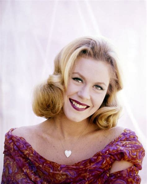 sexy elizabeth montgomery|40 Glamorous Photos Of Elizabeth Montgomery In The 1960S。